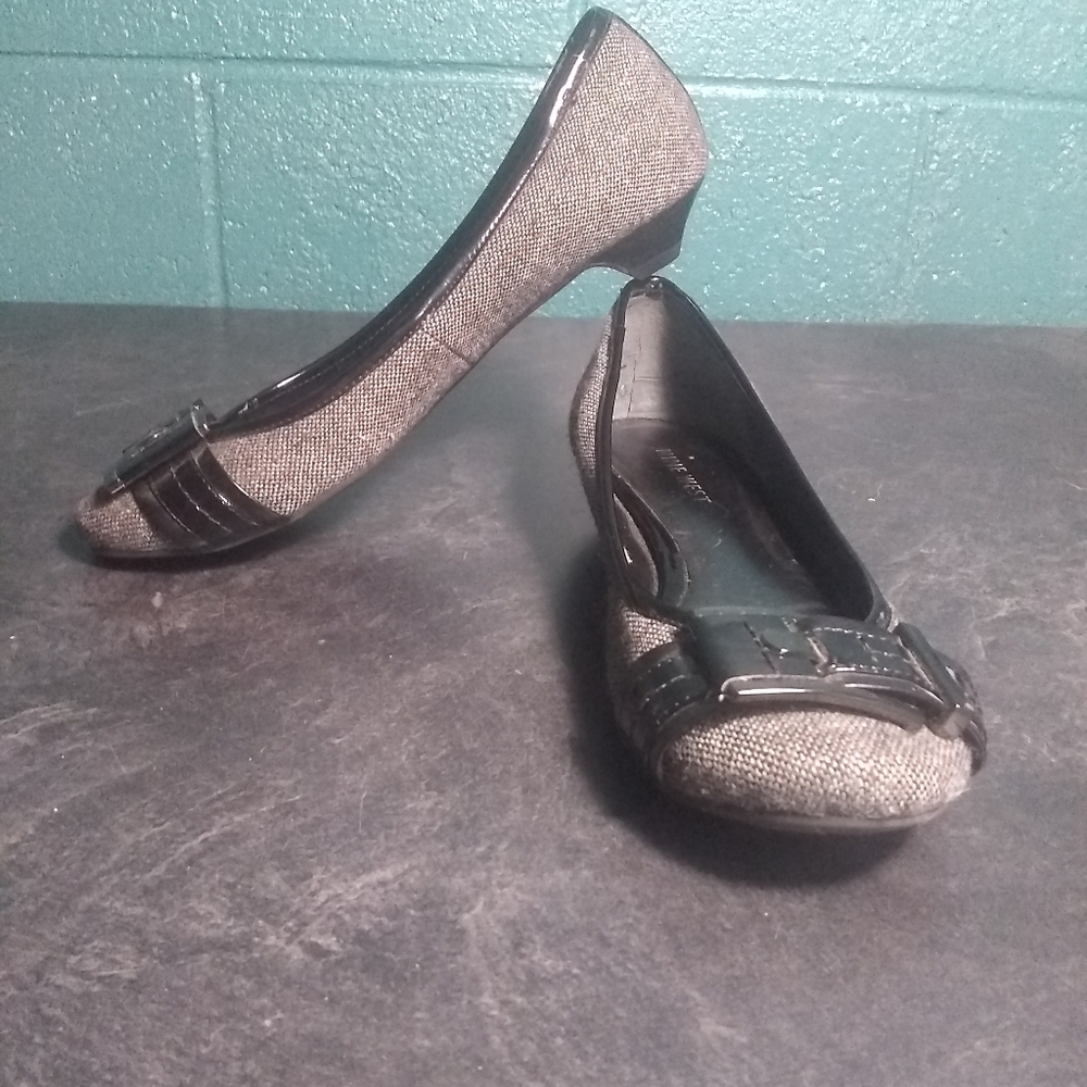 Nine West 3/4 in heel size 5
